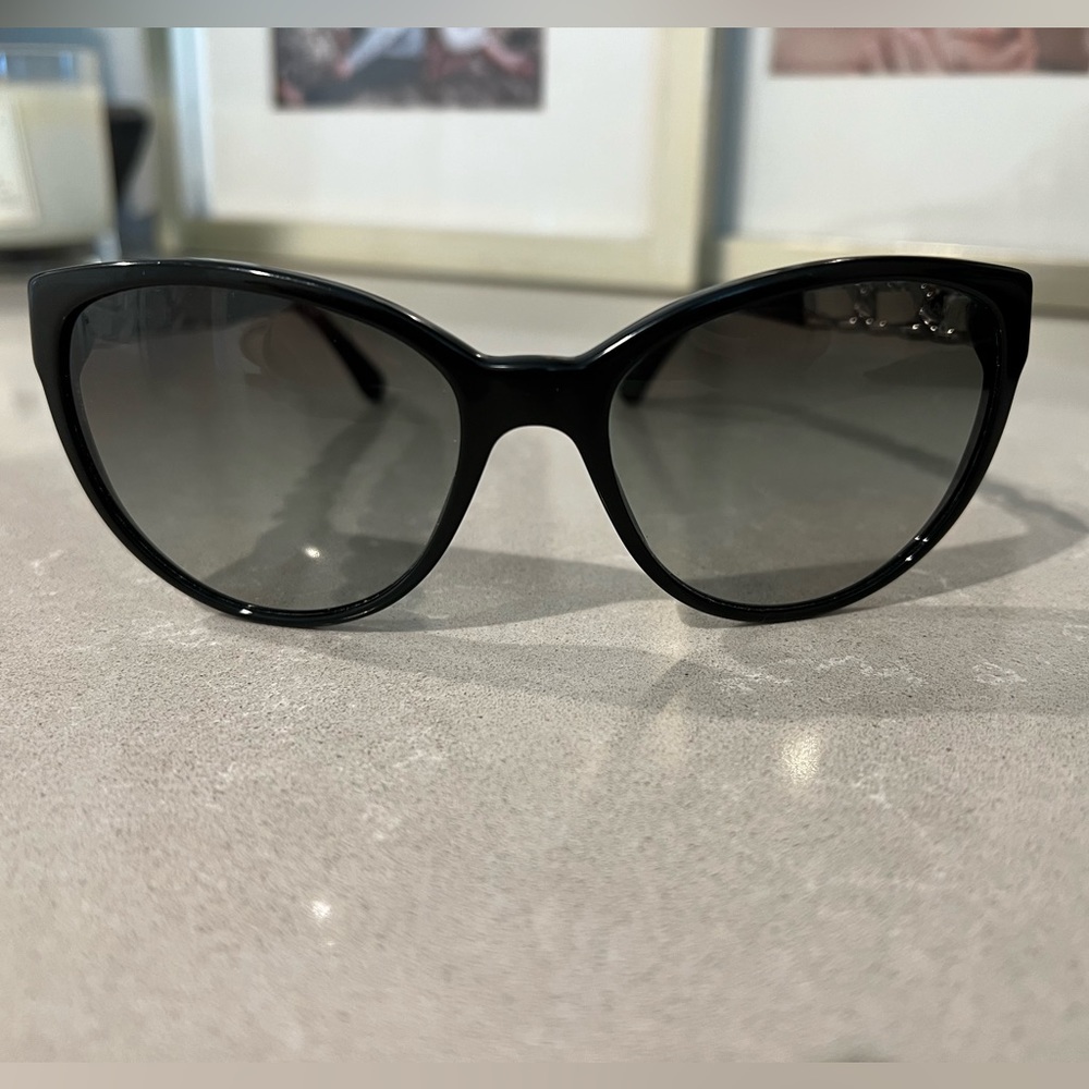 Authentic Chanel chain sunglasses